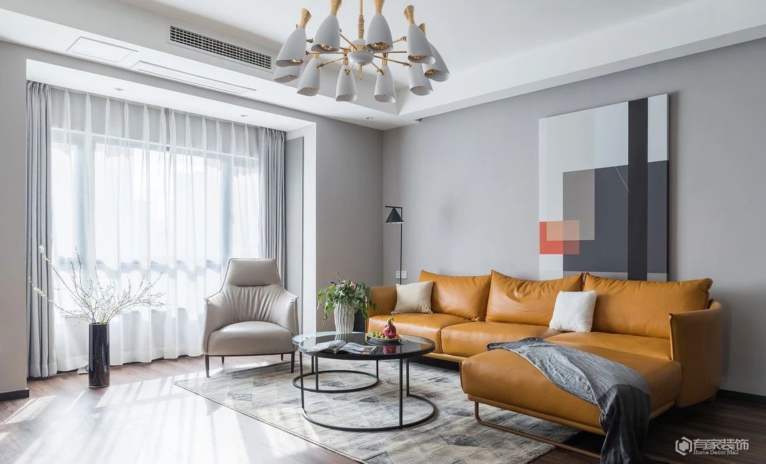 你還在糾結(jié)要不要做復(fù)雜的電視背景墻裝修？ 