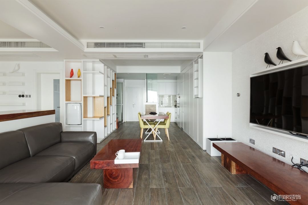 簡單實用的電視背景墻，看廈門裝修公司怎么做？ 