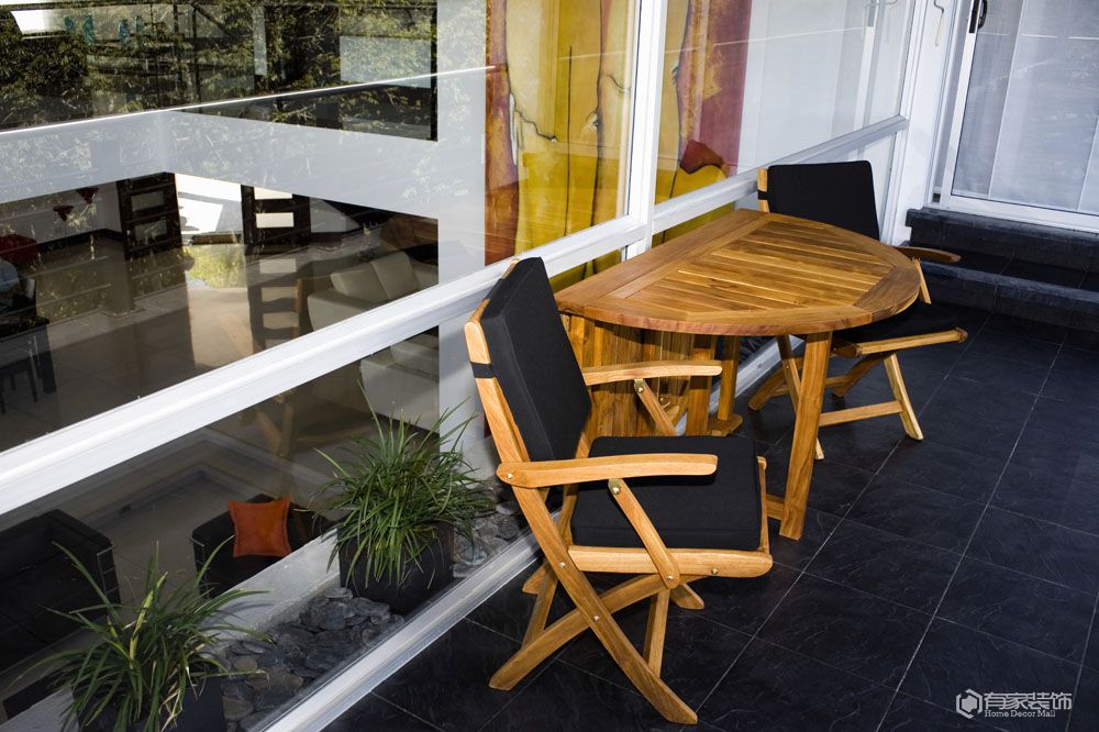 生活陽臺怎么設(shè)計，看看廈門裝修公司的方案 