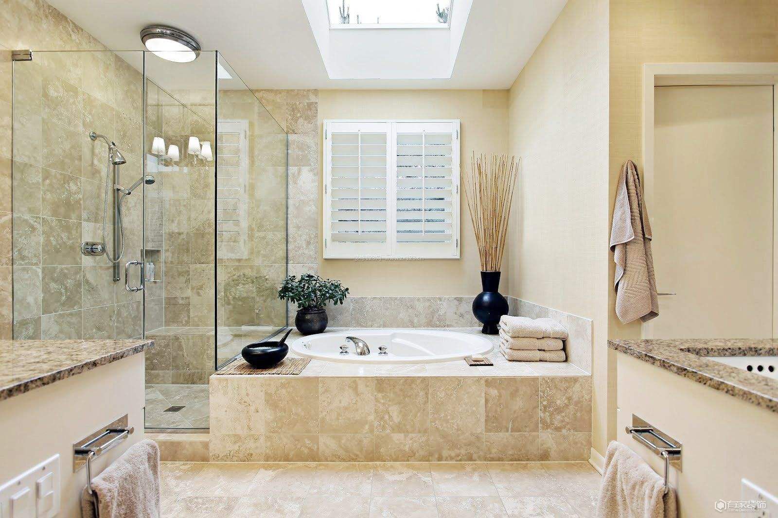 衛(wèi)生間適合做淋浴房嗎？看看裝修公司怎么說！ 