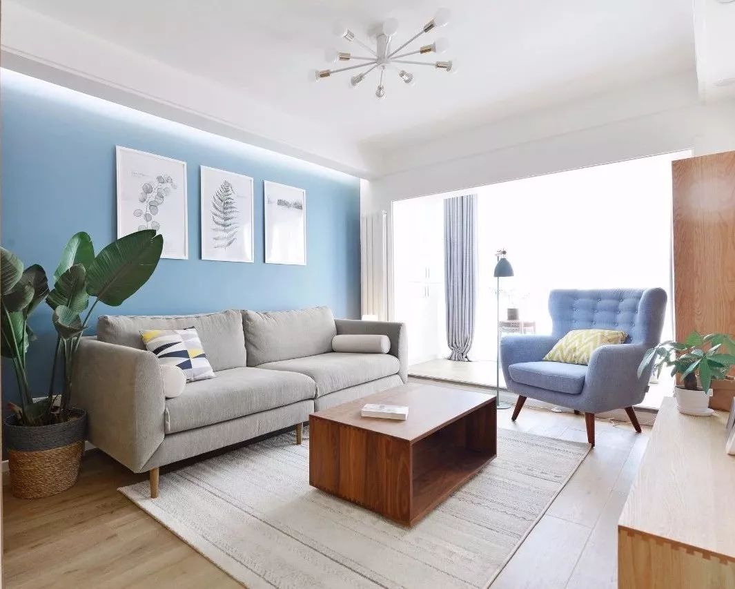 廈門寶龍廣場72㎡簡約風(fēng)，陽臺抬高、清新又自在