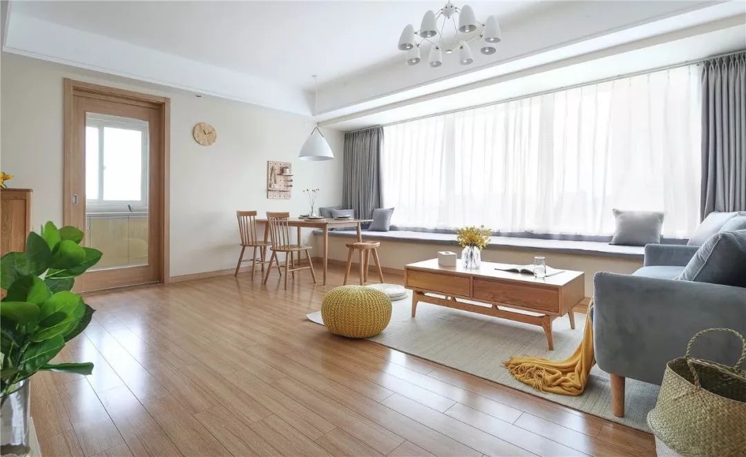 廈門海投自貿(mào)城92㎡北歐風(fēng)裝修，小戶型卻有大飄窗